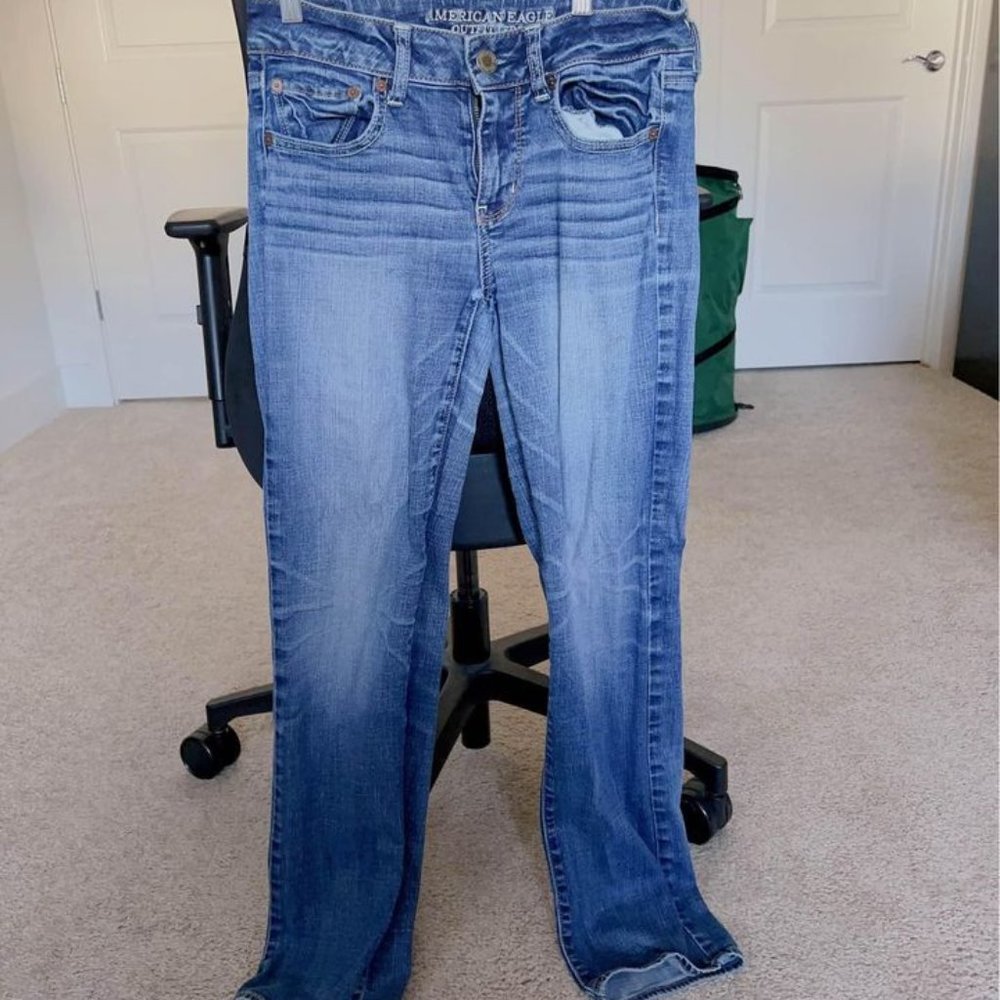 Women American Eagle Outfit Pant Denim Jeans Trousers Size 4 Blue has worn out s